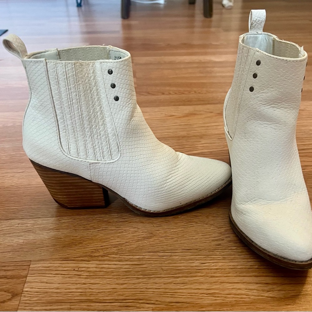 Coconuts by Matisse White Ankle Booties with Western Flair